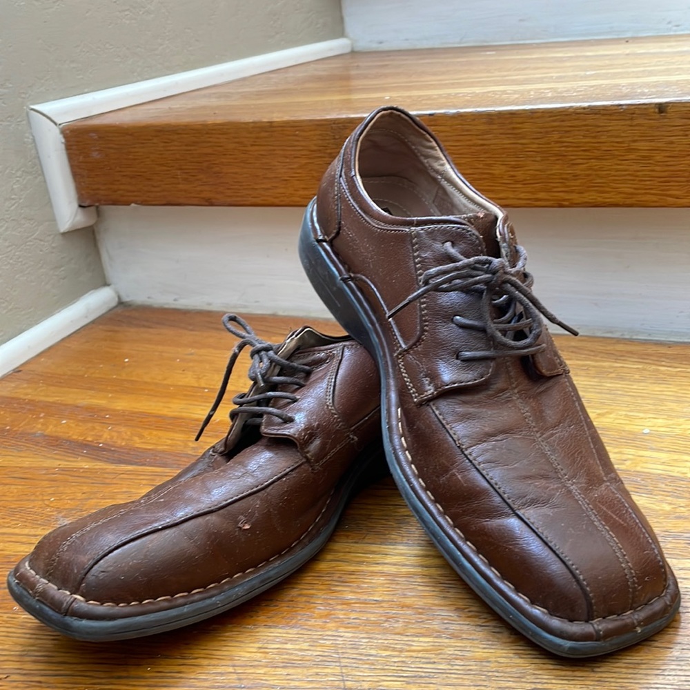 Mens casual comfort shoe 9 1/2 size